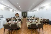 Seven Garden's Hotel