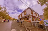 Hotel Deyzor Hôtels à : Kaza