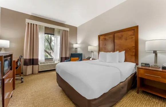 布朗斯維爾I-40舒適酒店