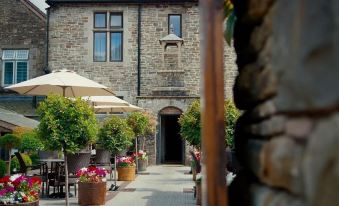 Lanelay Hall Hotel & Spa