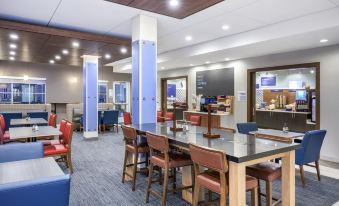 Holiday Inn Express & Suites Phoenix East - Gilbert