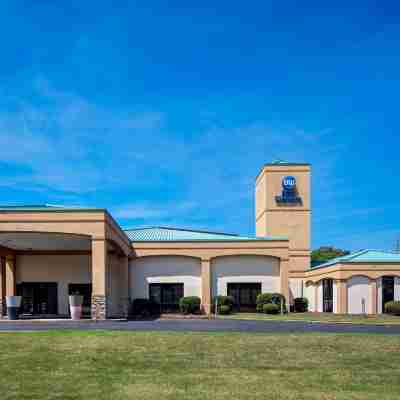 Best Western Executive Suites Hotel Exterior