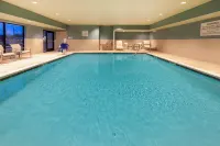 Holiday Inn Express & Suites Brunswick - Harpers Ferry Area