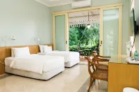 Kaliandra Resort & Organic Farm Hotel dekat Sari Nan De (Pak Salim)