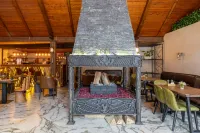 Hotel Red Wood Các khách sạn ở Estosadok