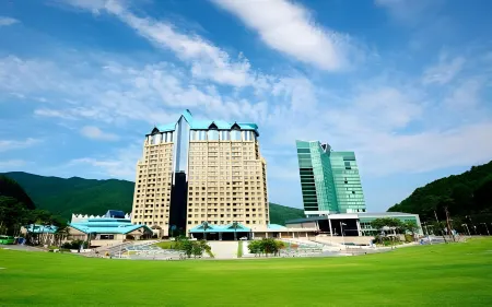 High1 Grand Hotel Convention Tower