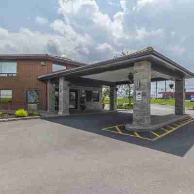 Comfort Inn Hotel Exterior