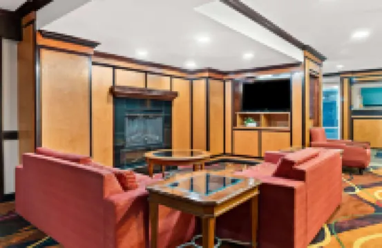 Days Inn & Suites by Wyndham Warren