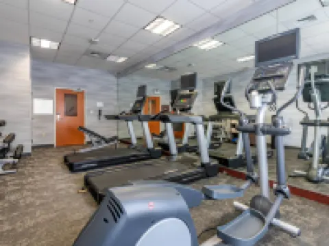 Fairfield Inn & Suites Holiday Tarpon Springs Hotels in Elfers