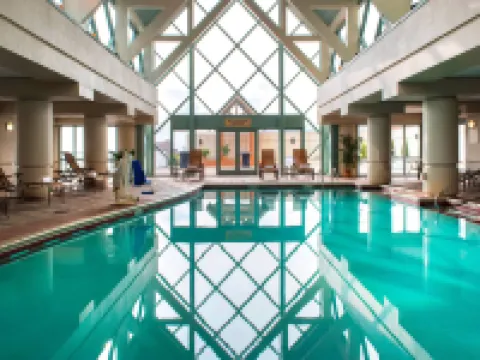 นอร์ฟอล์ก วอเตอร์ไซด์ แมริออท โรงแรมในนอร์ฟอล์ก