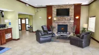 Holiday Inn Express JAMESTOWN by IHG - parking