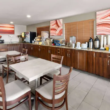 Sylo Hotel Denver Airport, a Ramada by Wyndham