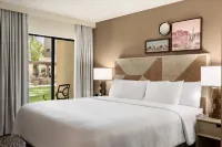 Embassy Suites by Hilton Phoenix Tempe Hotels near Arizona State University Graduate College