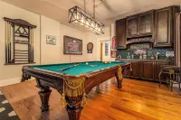 Majestic & Relaxing Home w/ 3 Beds Pool Table Bar! Sleeps 8