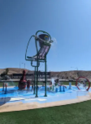 River Close, Newer Home! Great Neighborhood Minutes from Laughlin! Close to All!