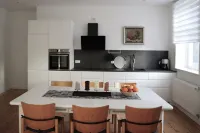 5 Ferienwohnung in Historischem Alten Gutshaus in Breetz am Fluss Hotels in Lenzen