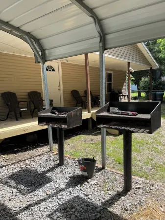 Papa Bear's Den!The perfect location to visit the trails” Отели в г. Логан