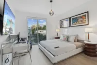 Modern Haven  5B 4B with Heated  Pool