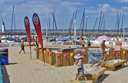 Charming Romantic Yacht Harbor Beach Cottage