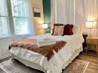 Quaint, PET-FRIENDLY cottage in downtown Bremen-games for the fam/full kitchen Ξενοδοχεία στην πόλη Haralson County
