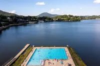 Lake Junaluska cottage with amenities galore!