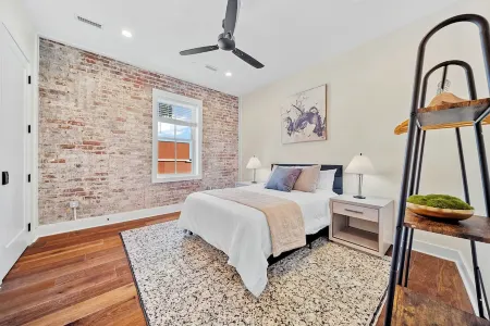 Knoxtopia: BRAND-NEW Downtown Knoxville Condo in Historic Century Building