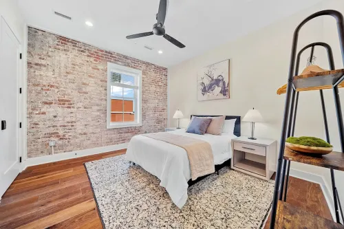 Knoxtopia: BRAND-NEW Downtown Knoxville Condo in Historic Century Building