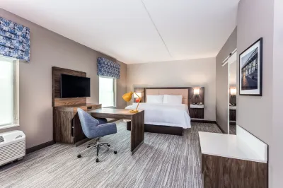 Hampton Inn & Suites Kittery-Portsmouth