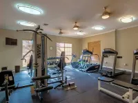 Beautiful Condo near Clearwater beach - resort style amenities - Palm Grove Hotels in Pinellas County