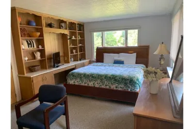 Wonderful Home Hotels near Templin Woods Preserve