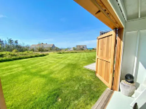 Have it all! The perfect Nantucket getaway for stunning ocean views and beaches!