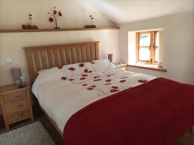 Secluded Detached Stable / Barn Conversion On The Border Of Shropshire And Wales