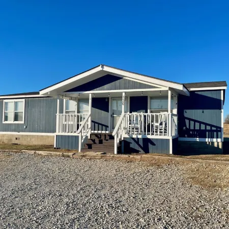 "Lazy Days" less than 10 minutes from Lake Texoma and Choctaw Casino