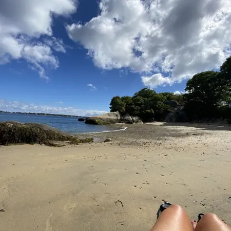 5 minute walk to Beach, Stage Fort Park, and Gloucester Promenade!