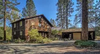River Retreat+ Indoor Pool & Hot Tub on 3.5 Acres