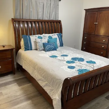 Lovely # 3 apartment near Lake Okeechobee and Marina.