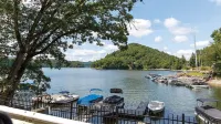 Sapphire Mountain View Escape: Resort Amenities, Family & Pet Friendly! - Mountain view