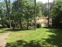 Aix-en-Provence, Charming, 200 m2, Infinity Pool and Large Garden 佩尼耶住宿飯店