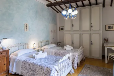 Ancient App. Immersed in History Hotel in zona Porta Nova