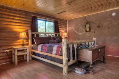 Cozy Trout cabin with infrared sauna