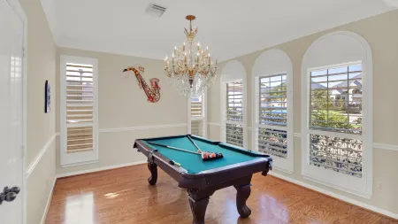 truly stunning lakefront with immediate access to all the city has to offer.