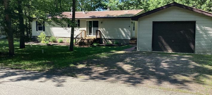 Oconto River Retreat II Hotels in Oconto County