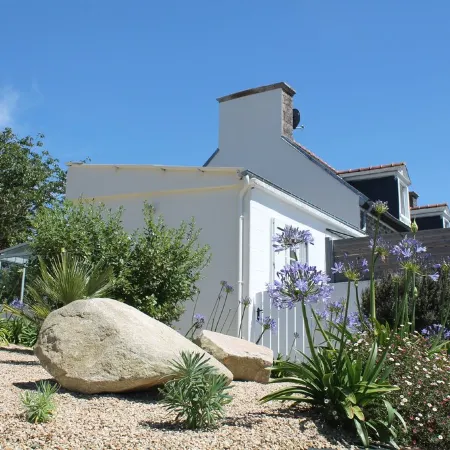 Character cottage, quiet, near GR34, WIFI