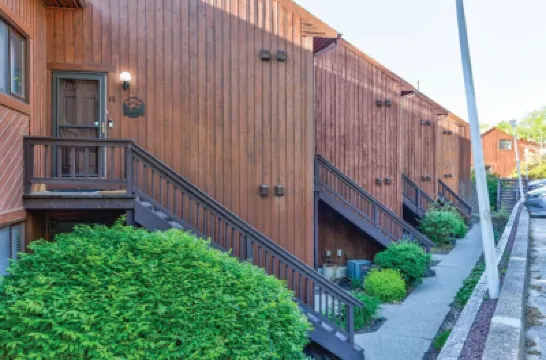 Mtn Creek Resort Condo - Mountain Bike, Hike, Golf, Swim, Legoland, NYC 1 Hour 鄰近Surf Hill的酒店