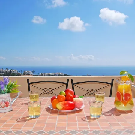 Sea View Penthouse with Private Jacuzzi & Huge Terrace – Cala 4