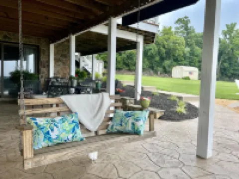Mt. Gilead Sunrise- Country Suite close to wineries, breweries & wedding venues