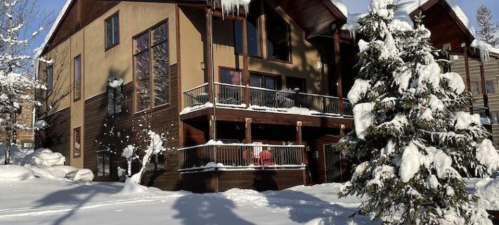 Weekly Discounts! Whitefish Mountain Ski Resort ski in ski out, Luxury Townhouse Hotels in Whitefish