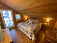 The Hayloft Sky cabin - balcony