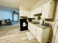 Stay on Spring #3 • Cozy • Pet-Friendly • Downtown