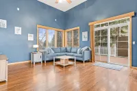 Wonderful home in prime Rosemount location.